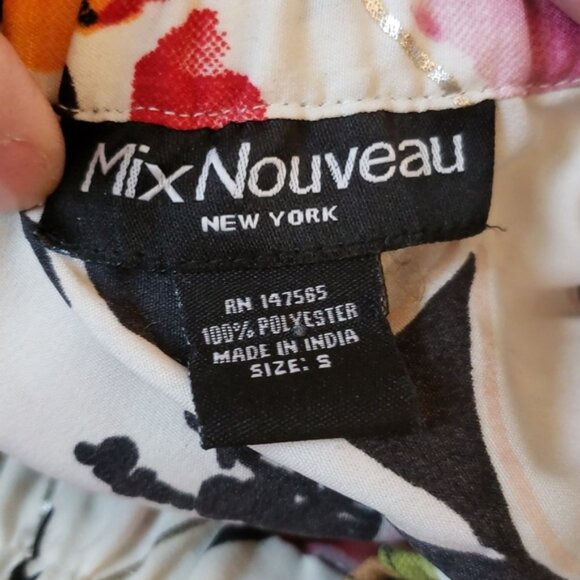 Mix Nouveau Floral Embellished Skirt - Picture 5 of 9